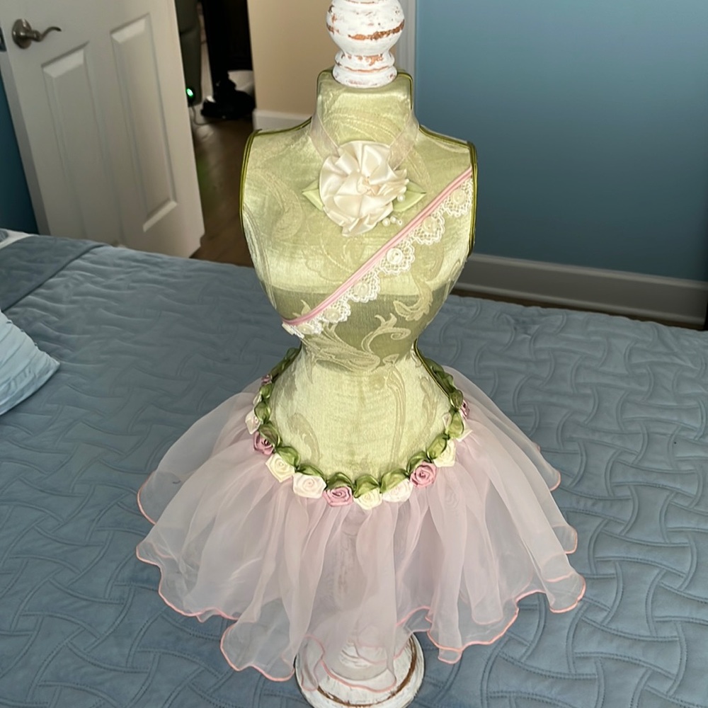 Shabby Chic Dress Form